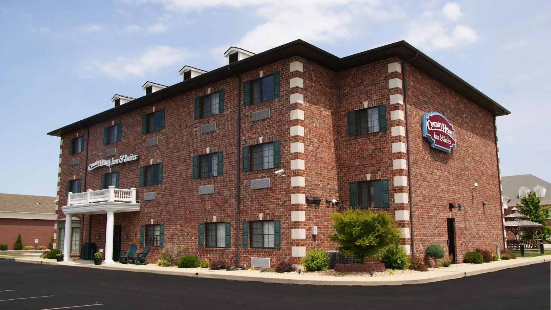 4 Best 3-Star Hotels Near Glen Carbon Citizen Park Ball