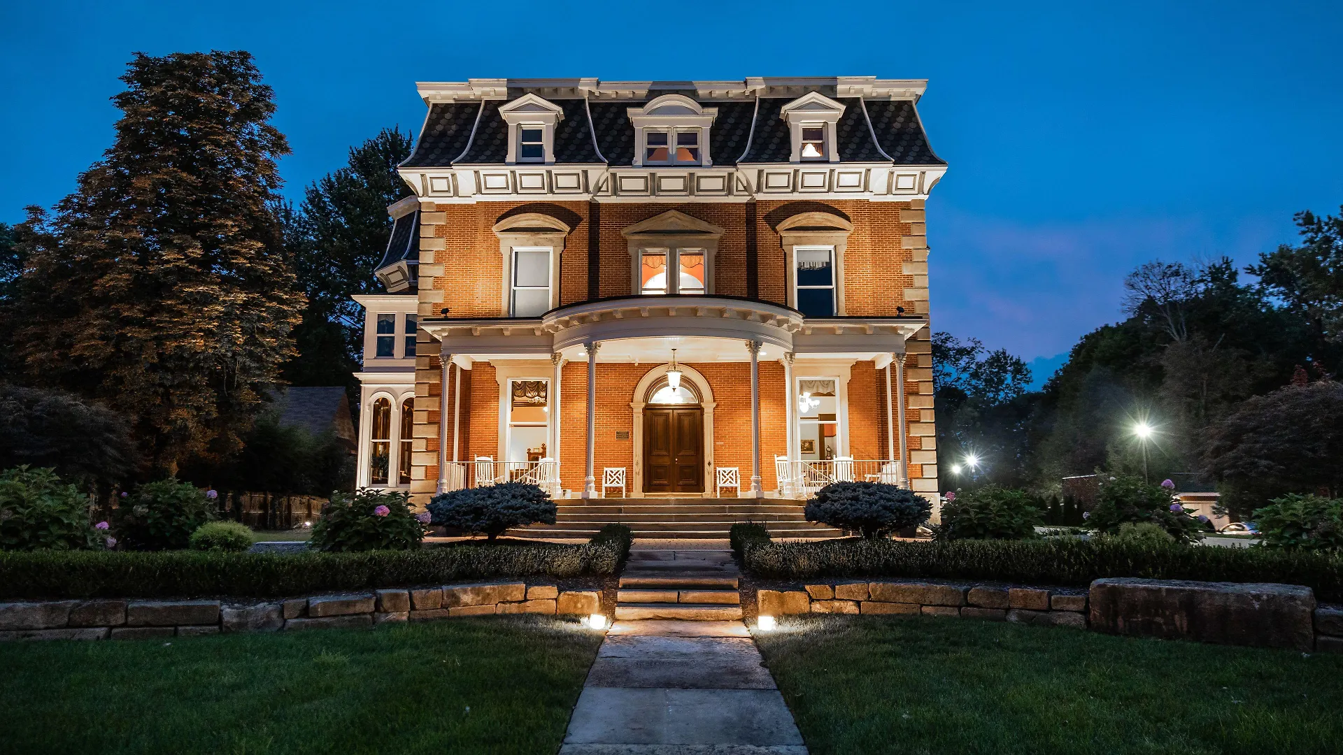6 Top-Rated Luxury Hotels In Ohio For Every Traveler
